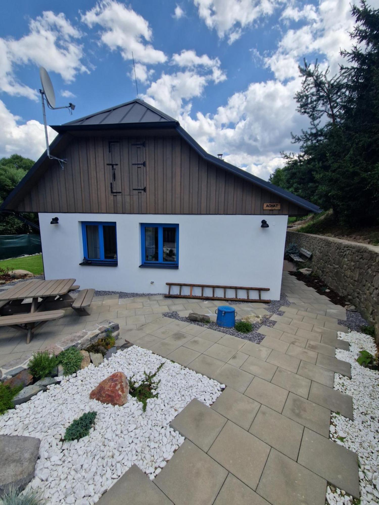 Chalupka Opal A Chalupa Achat Na Luke Lukahuta Chaletstiavnica Banska Stiavnica Na Samote - Samoobsluzny Pristup Cez Pin-Kod Nonstop Exteriör bild